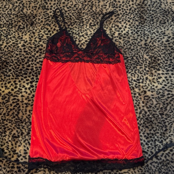 Red and Black Lace Chemise - Picture 1 of 2